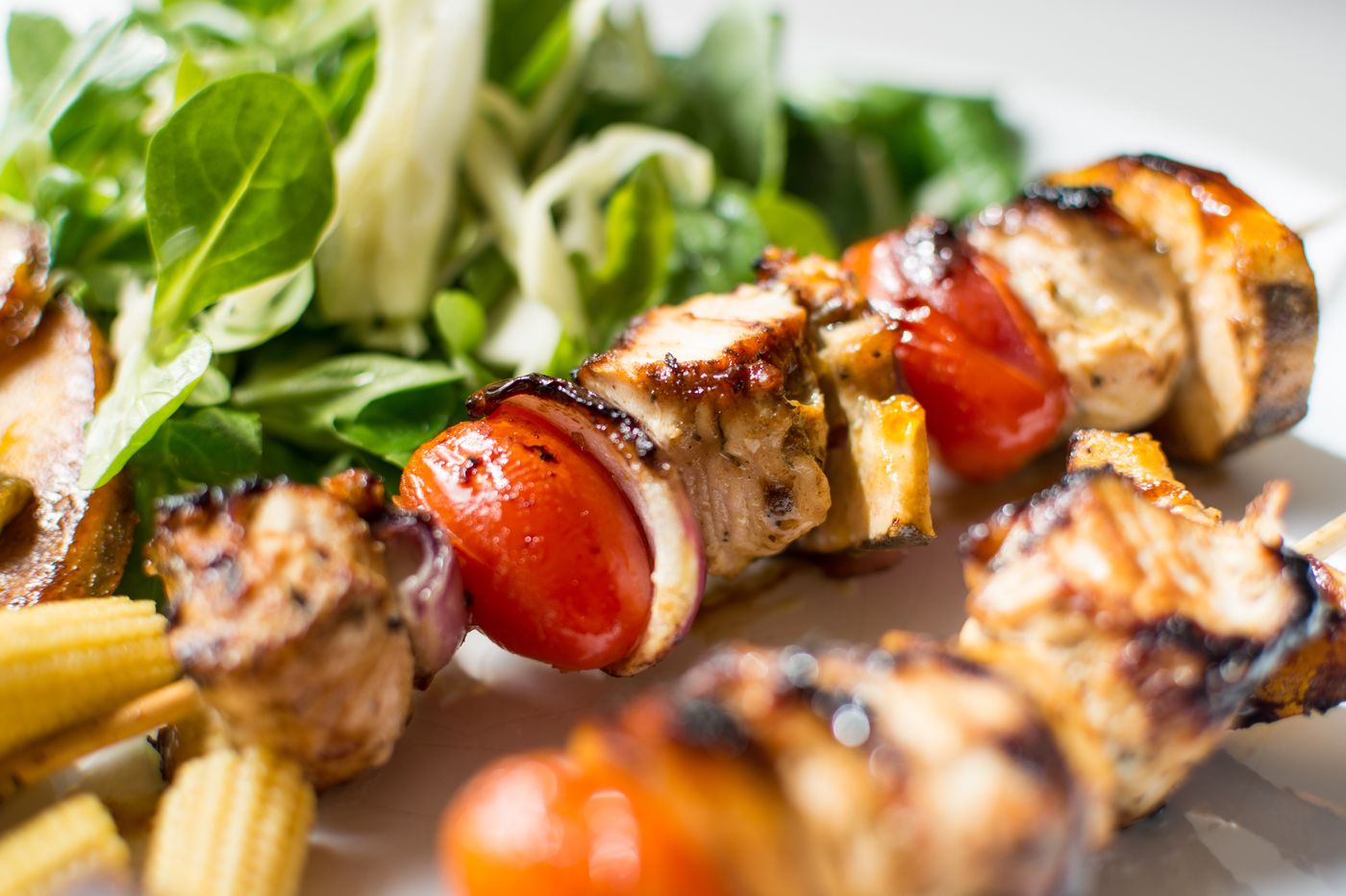 Brochettes de poulet aux légumes