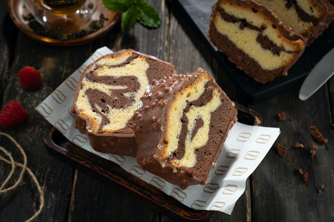 Cake Marbré vanille chocolat avec glaçage rocher